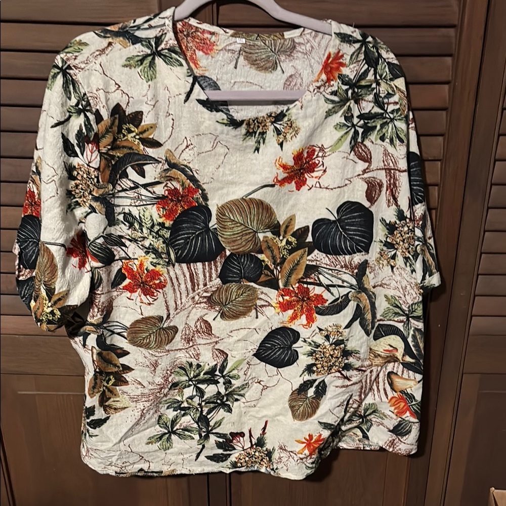 Floral Print Women's Top Sz 5 xl